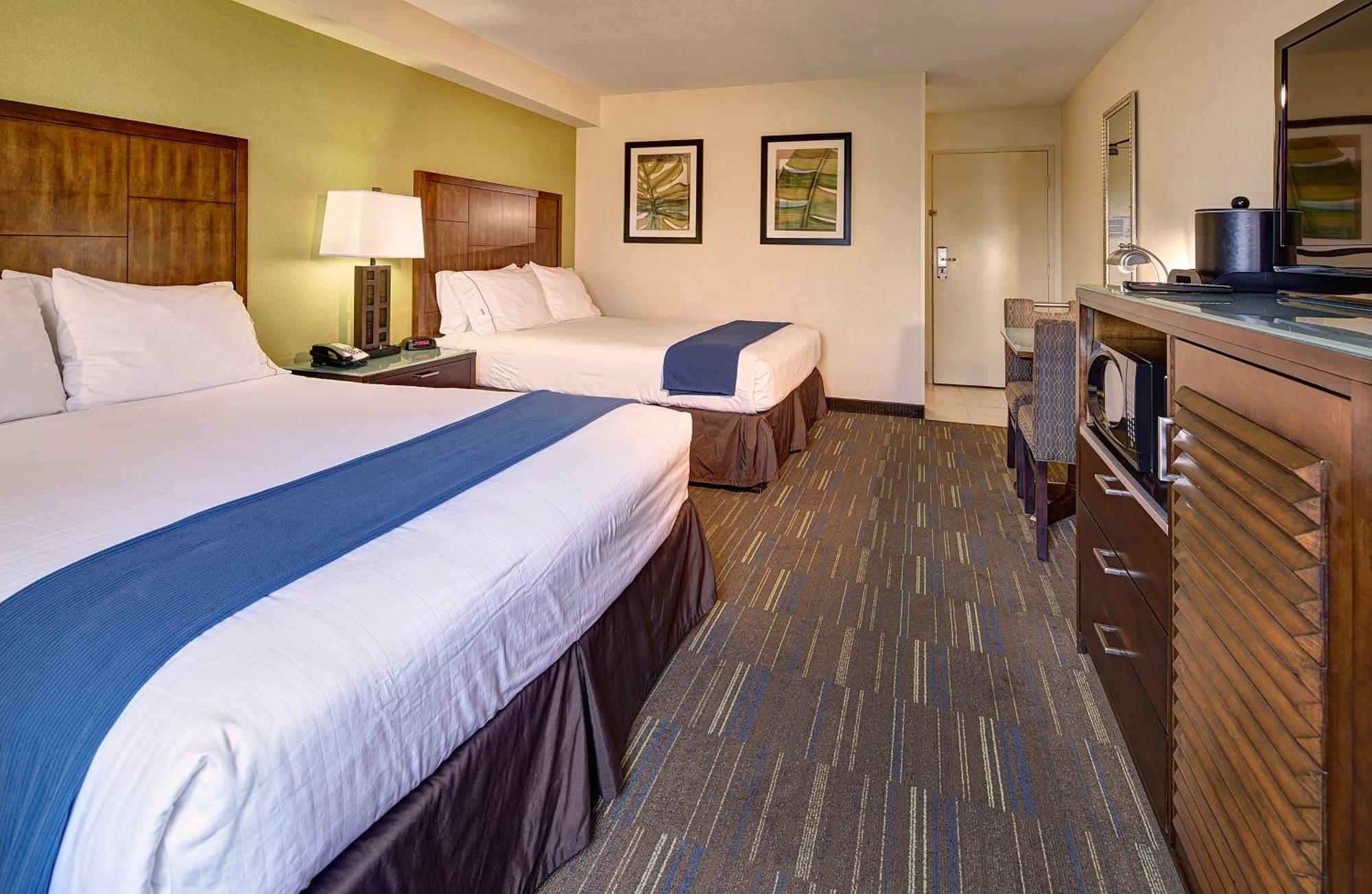Holiday Inn Express San Diego South - National City By Ihg Экстерьер фото